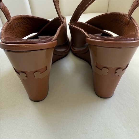 Tory Burch Tan Leather Slingback Sandals - Picture 5 of 7